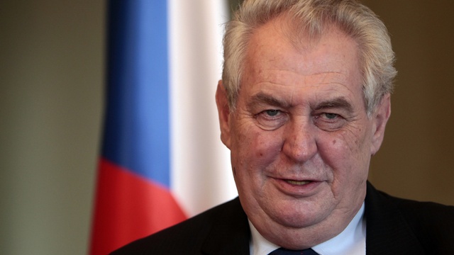 Президент Чехии: Путин не самоубийца - дальше Крыма Россия не пойдет