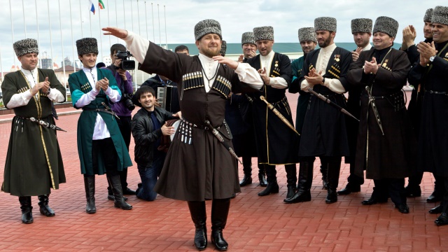 Times: Кадыров «платит невестами» за поддержку силовых структур