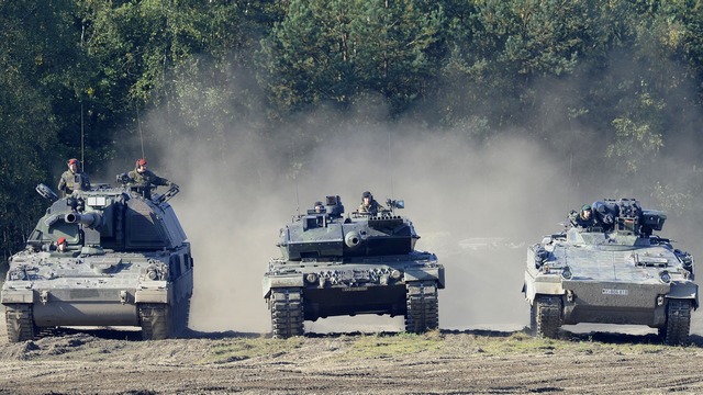 Die Welt: Германия и Франция «устрашат» Путина новыми танками 