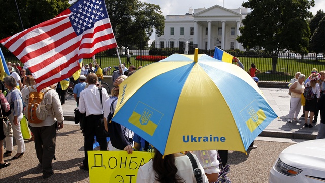 Die Welt: Украинцы разуверились в ЕС и надеются на США