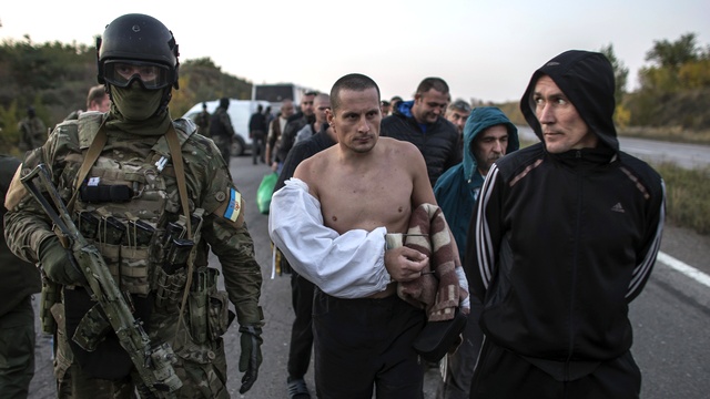 AI: Знать о пытках пленных и все равно поддерживать Киев - это катастрофа