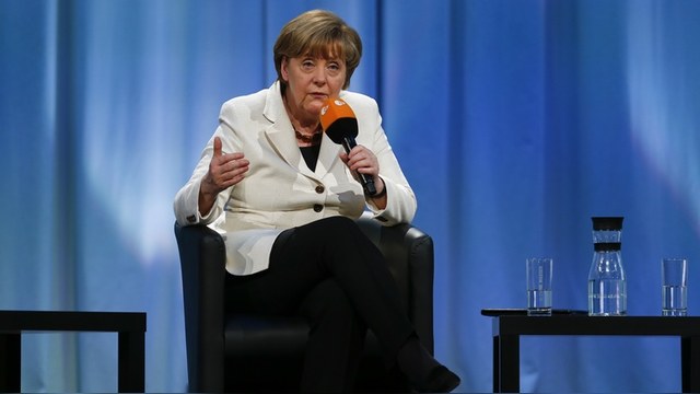 Меркель: Россия отдалилась от G7