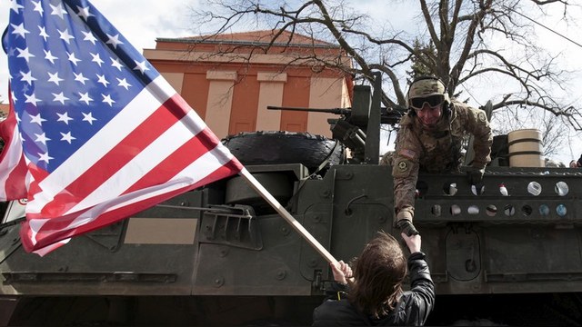 Зеленые предостерегли США от размещения танков в Восточной Европе
