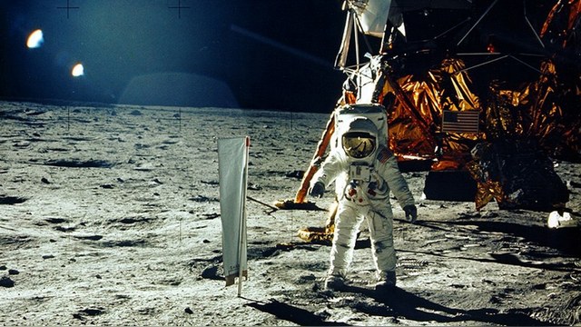 Washington Post: Россия усомнилась в том, что американцы были на Луне