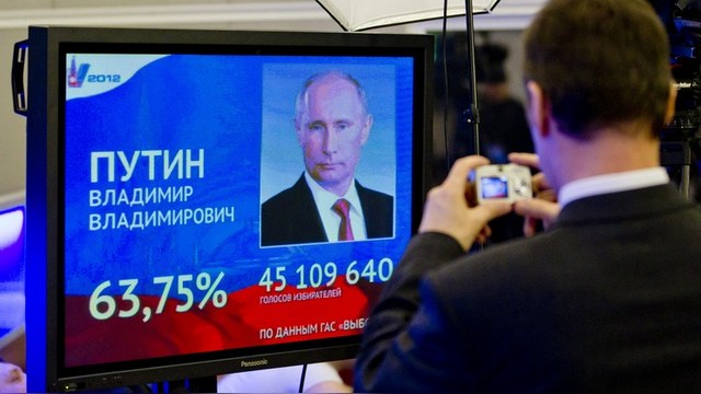 Bloomberg: Если Путин и перенесет выборы, то вряд ли ради реформ