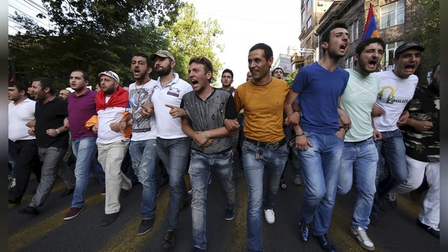 Wall Street Journal сравнил протесты в Армении с украинским «майданом»