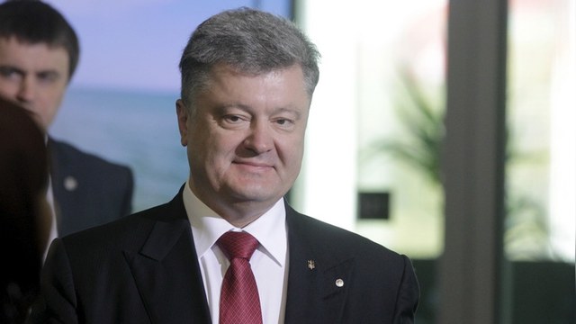 Порошенко пообещал ввести Украину в «круг успешных стран»