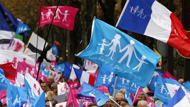 France TV: Французы уличили «Единую Россию» в «гетеросексуальном» плагиате