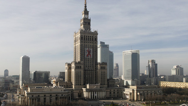 wPolityce.pl: Омерзительная высотка Сталина мешает Польше обрести свободу