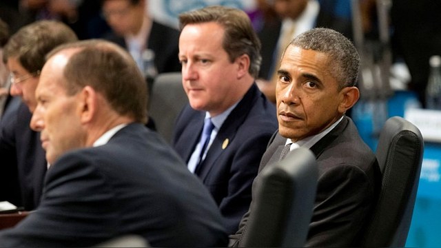 Bloomberg: Украинцы заподозрили Обаму в сговоре с Путиным 