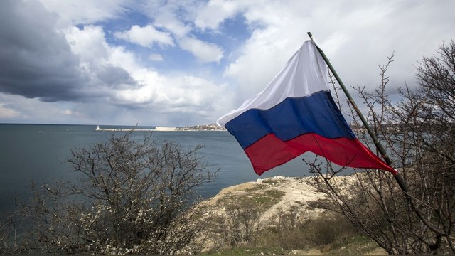 Французский депутат: Российский Крым нам не угроза, а вот санкции – это тупик
