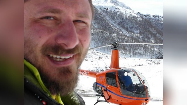 Российский вертолетчик чудом выжил после крушения во льдах