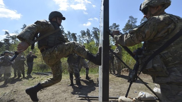 Defense News: Войска США не смогли бы воевать на Украине
