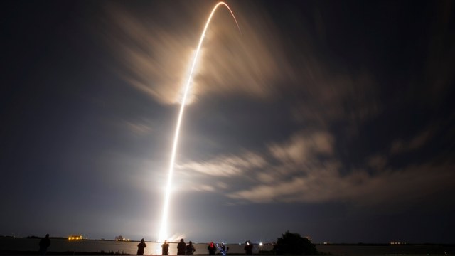 Quartz: До 2018 года американцы будут летать в космос на российских ракетах