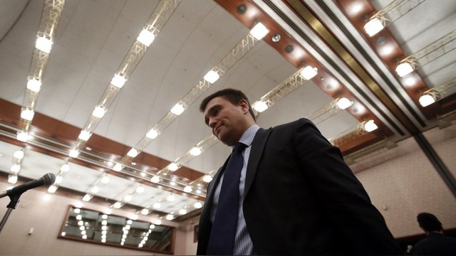 Украина предлагает создать санкционный список Сенцова - Савченко