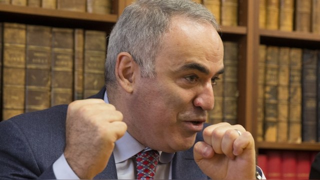 Каспаров раскритиковал стратегию Ходорковского
