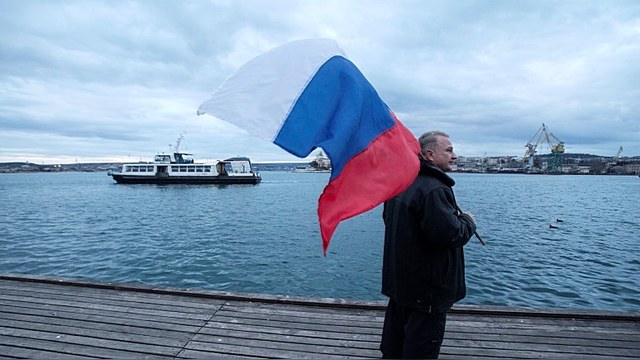 Порошенко засекретил часть указа о взыскании с России «компенсаций за Крым»