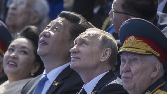 Duowei News: На параде в Пекине Путин готовит китайцам сюрприз