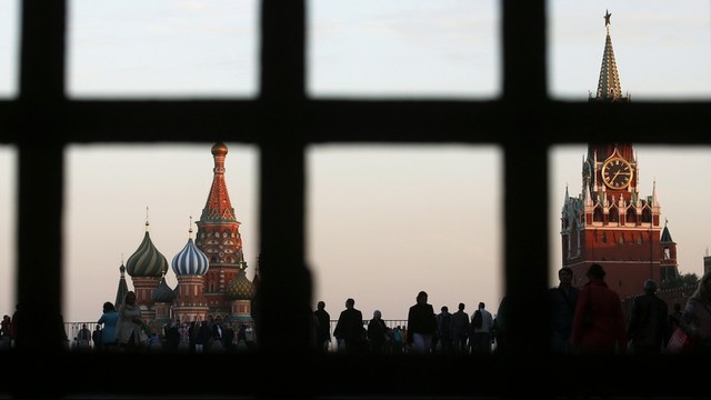 Foreign Affairs: В России правят пропаганда и авторитаризм