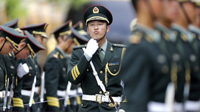 Strategy Page: По примеру России Китай избавляется от «лишних» офицеров