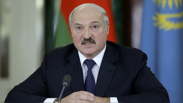 Лукашенко: Речи о размещении российской авиабазы в Белоруссии не было