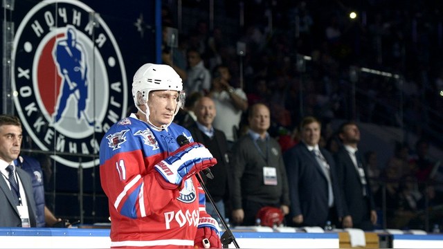 New York Times: Путин отметил день рождения шайбами и крылатыми ракетами