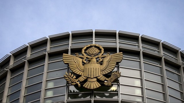 Трое граждан США признаны виновными в незаконном вывозе электроники в Россию
