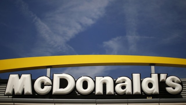 По Киеву прокатилась волна сообщений о минировании McDonald’s