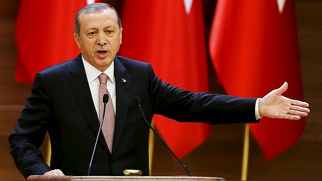 Турецких журналистов обвинили в измене за рассказ о поставках оружия туркменам