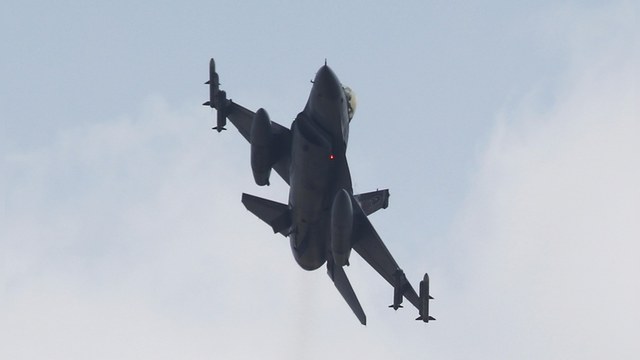Бельгийские ученые: Турция не могла предупредить российский самолет 10 раз