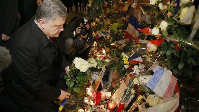Хвиля: Французы освистали Порошенко, потому что стелются перед Россией
