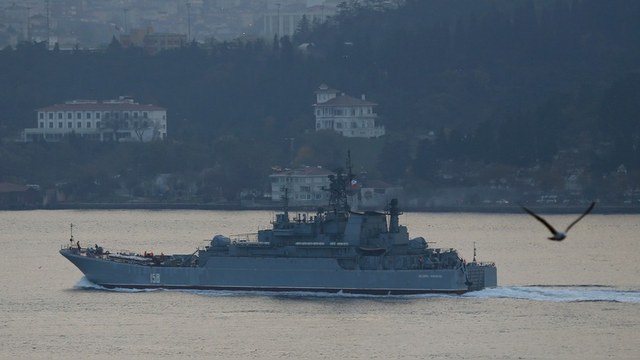 Daily Mirror: Турция испугалась, заметив на российском корабле морпеха с оружием