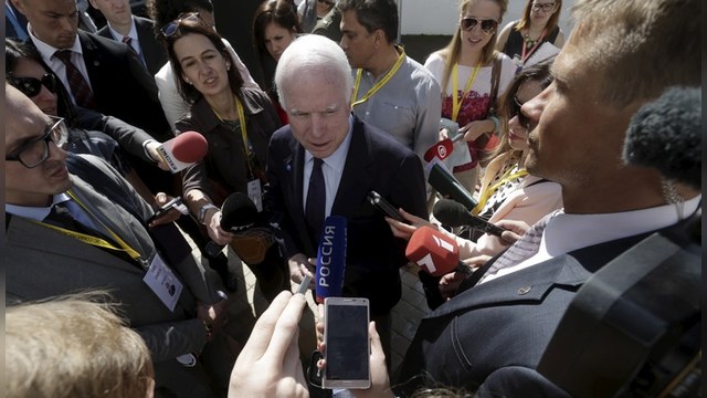 WP: Сенатор Маккейн осудил коллег за обогащение «дружков Путина»