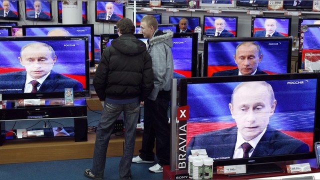 Newsweek: Пустые холодильники россиян начинают брать верх над телевизором
