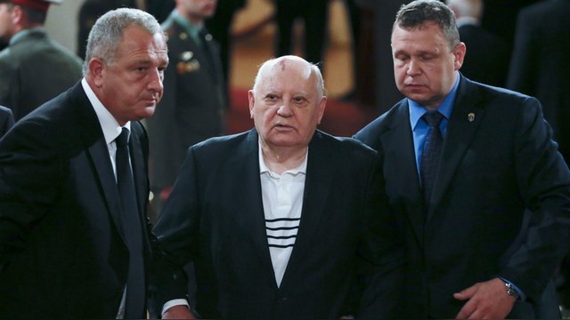 Награжденный немцами Горбачев призвал Россию помириться с Западом