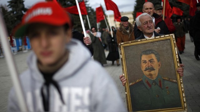 Зеркало недели: Россияне полюбили Сталина еще сильнее