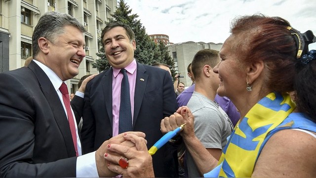 Foreign Policy призвал украинцев «быть осторожнее» с Саакашвили