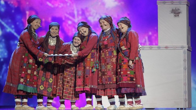 Украинские артисты попросили Порошенко защитить эстраду от России