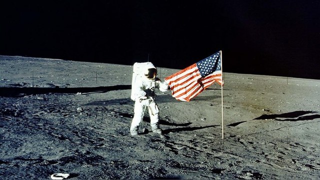 Daily Beast: СССР опередил США в космосе, но на Луне первым был американец 