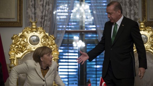 Bloomberg: Судьба Меркель оказалась в руках Путина и Эрдогана