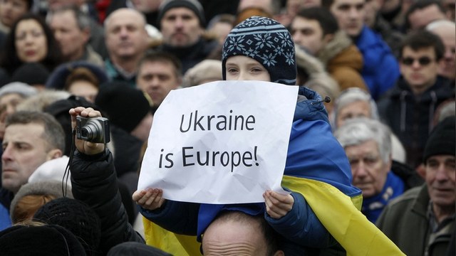Украинский депутат: Борьба с коррупцией на Украине провалилась 