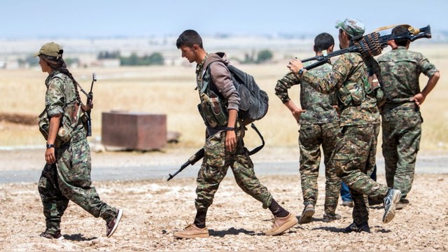 Bloomberg: Сирийские курды пригрозили Турции «большой войной» с Россией