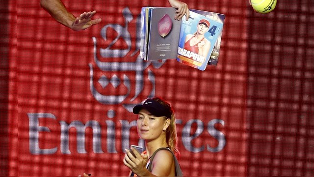 Bloomberg: Шарапову кормят не призовые, а рекламные контракты