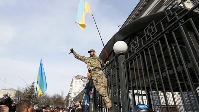 Вести: Российское посольство в Киеве «обработали» йодом