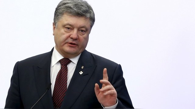 Порошенко не признал приговор Савченко, но предложил за нее двух россиян 