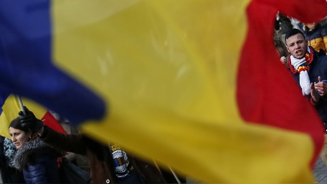RFE: В Кишиневе прошел митинг сторонников воссоединения с Румынией