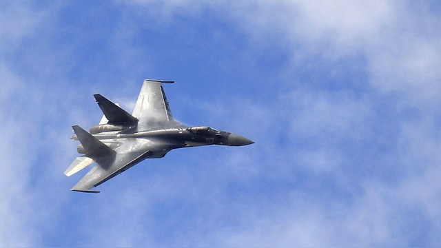 Bloomberg: Индонезия «отпугнет» Китай с помощью Су-35 и F-16