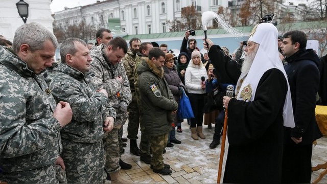 Украинский патриарх: Жители Донбасса наказаны за безбожие 