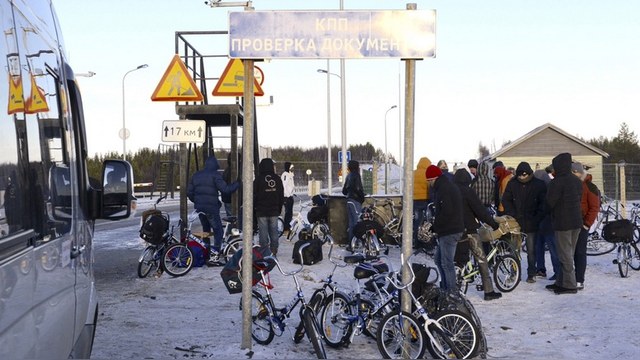 NYT: Россия запугивает Финляндию беженцами, чтобы оттолкнуть ее от НАТО