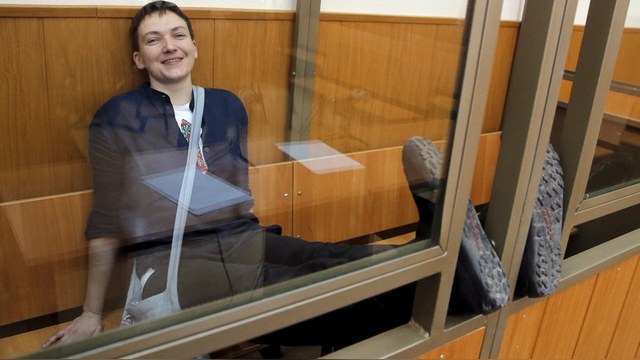 УН: Депутата Савченко оставили без зарплаты из-за отсутствия на работе